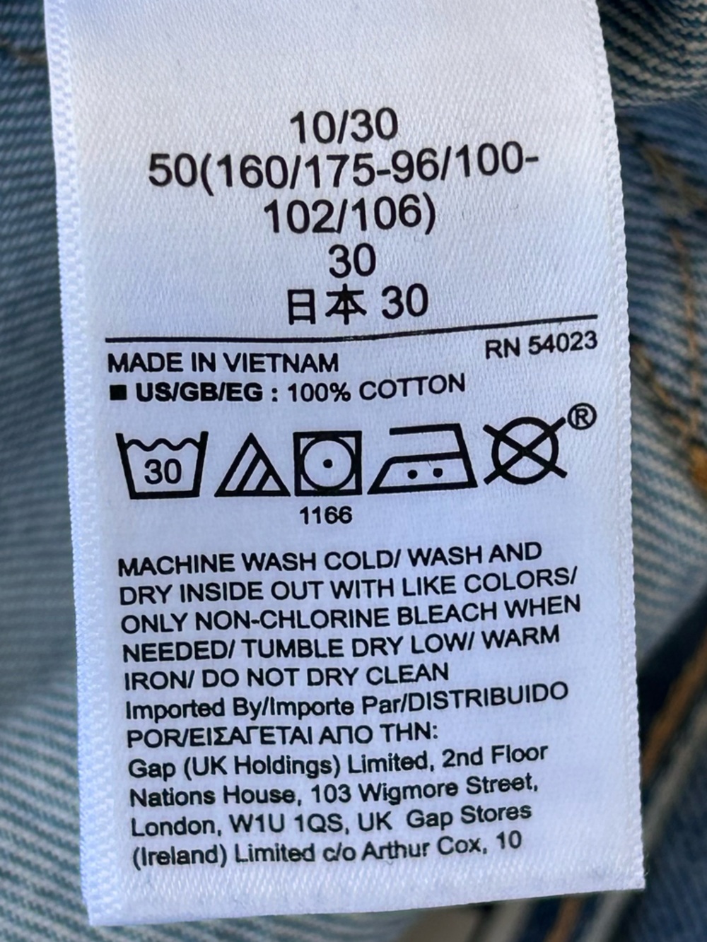 GAP Denim Women’s Boyfriend Mid Rise Jeans Button Fly Raw Hem Size 30 10 - Picture 8 of 11